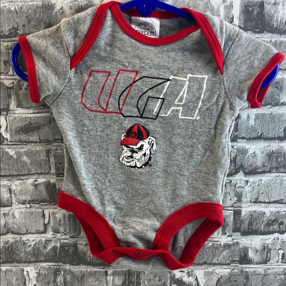Baby Georgia Bulldogs onesie‎